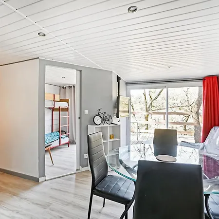2 Bedroom Nice Stacaravan In Campingplads